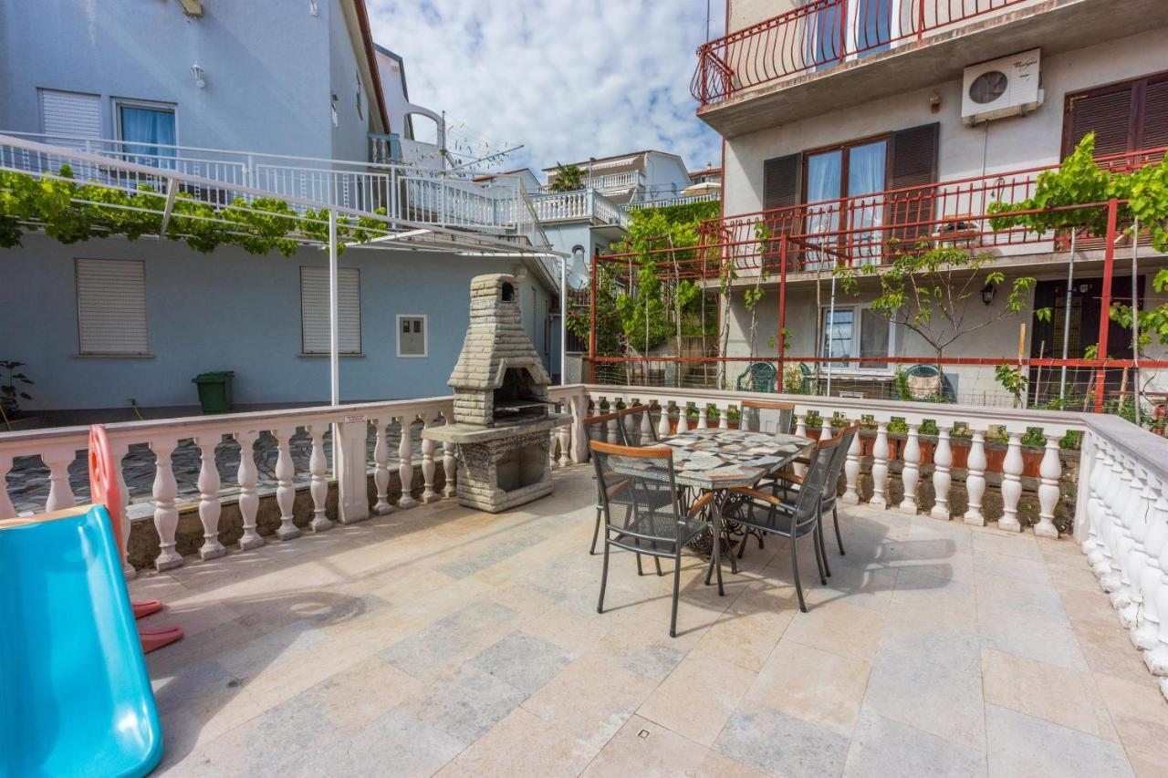 Apartments Mirela Crikvenica Exterior photo